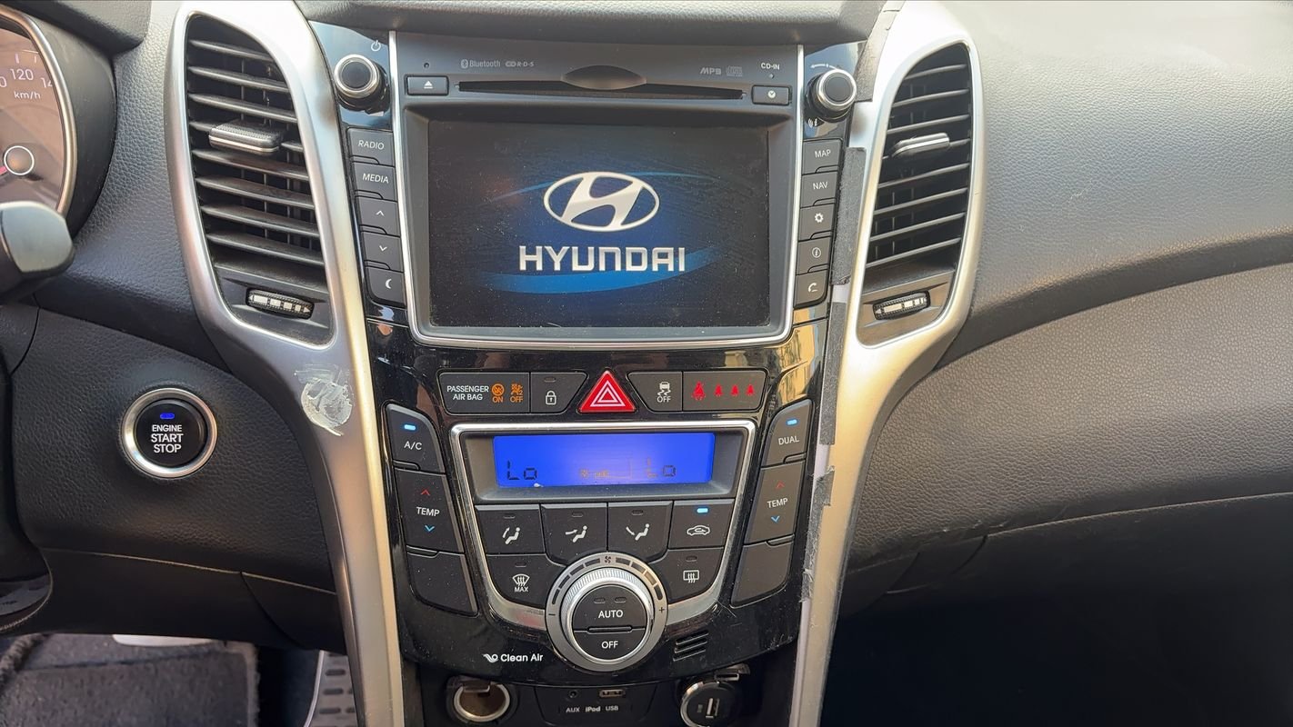 Hyundai i30 - Photo 23