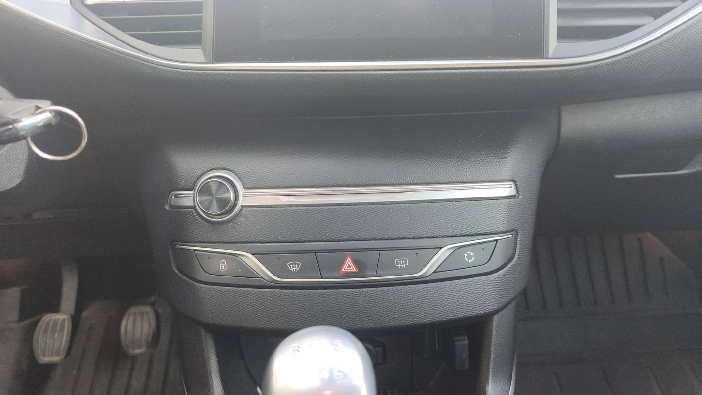Peugeot 308 - Photo 13