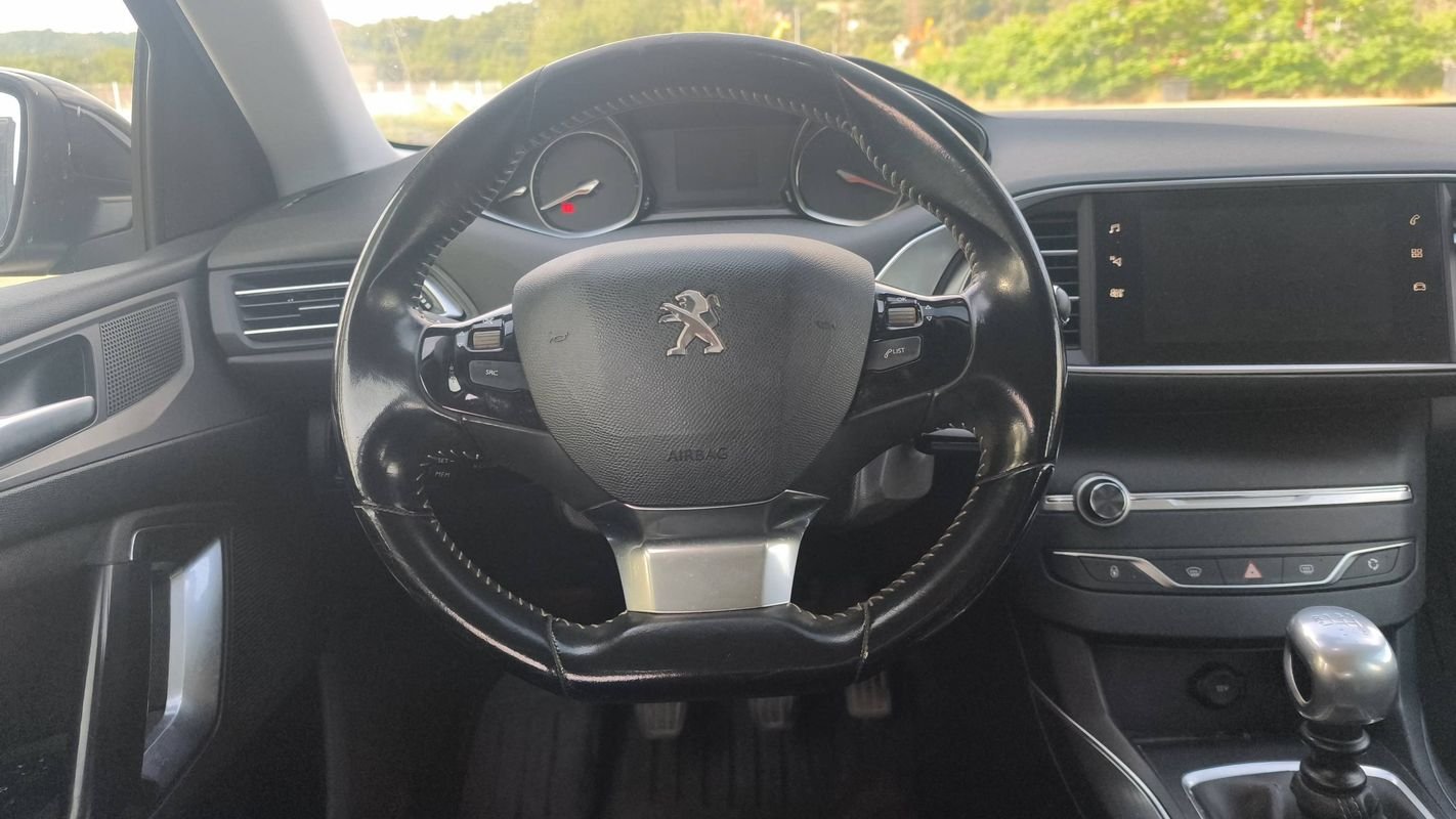 Peugeot 308 - Photo 22