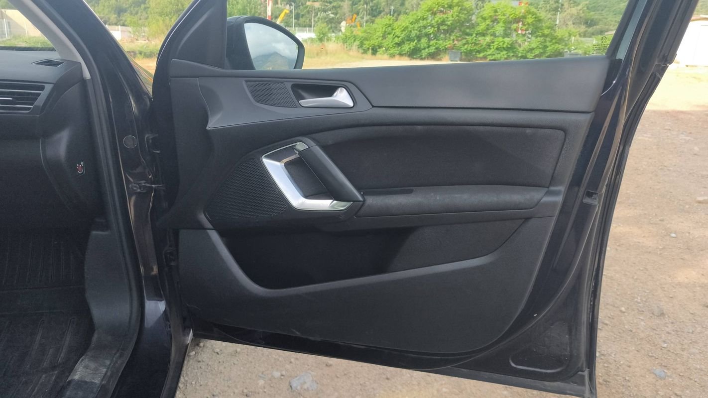 Peugeot 308 - Photo 23
