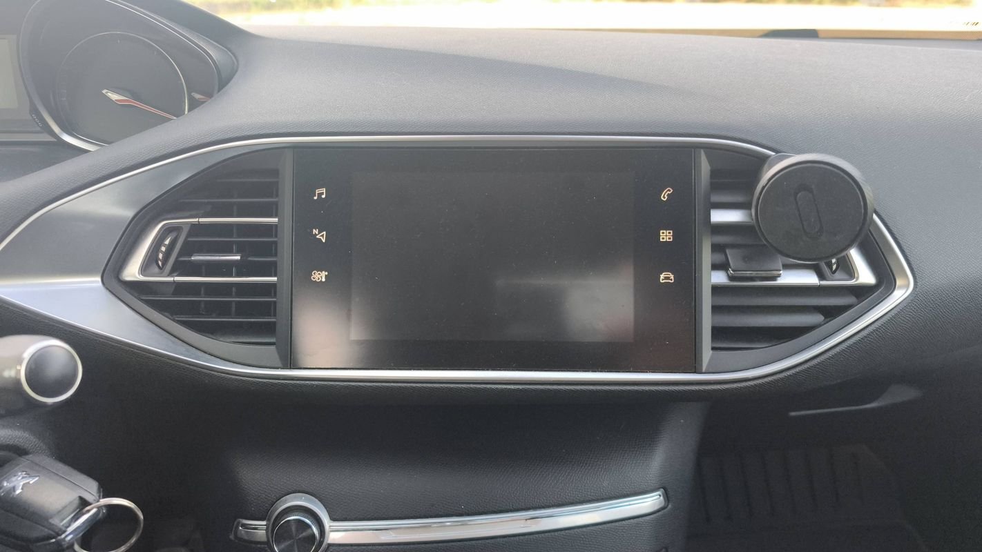 Peugeot 308 - Photo 24