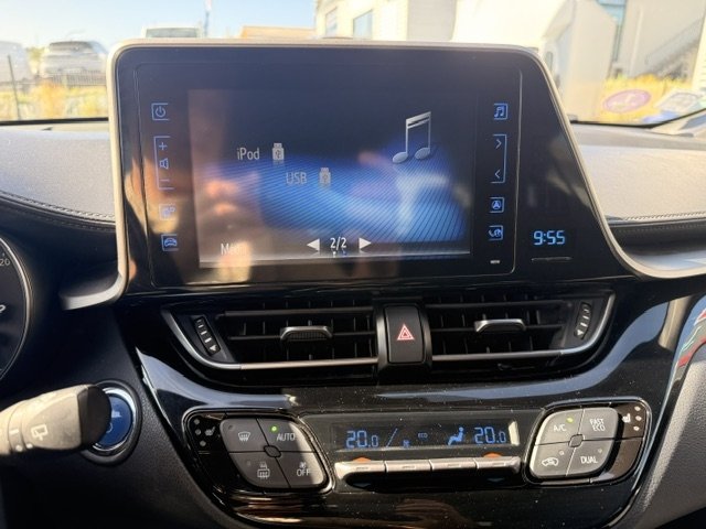 Toyota C-HR - Photo 11