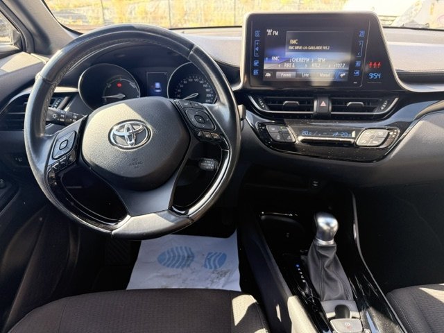 Toyota C-HR - Photo 9