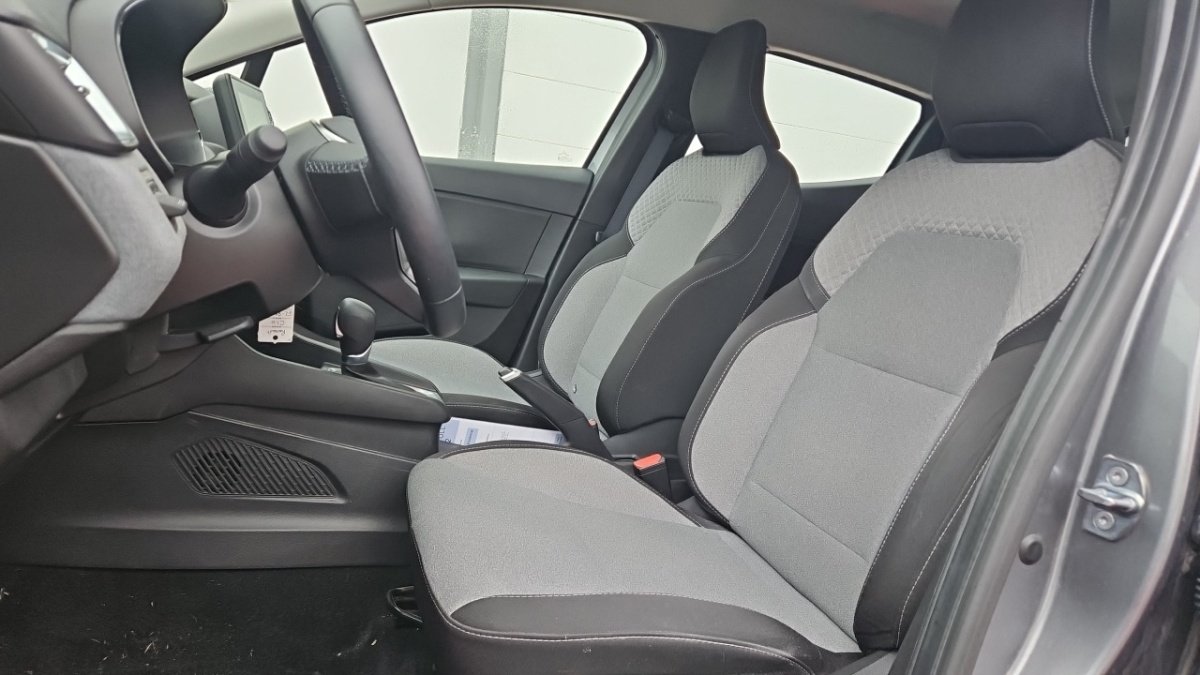 Renault Clio - Photo 18
