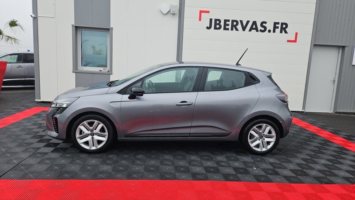 Renault Clio - Photo 2