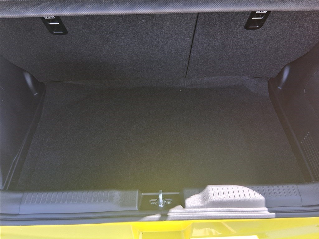 Suzuki Swift - Photo 10