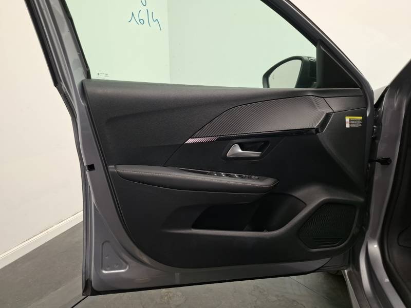 Peugeot 208 - Photo 14