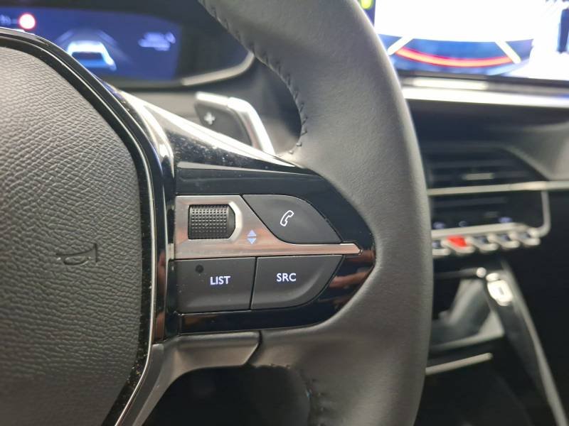 Peugeot 208 - Photo 16