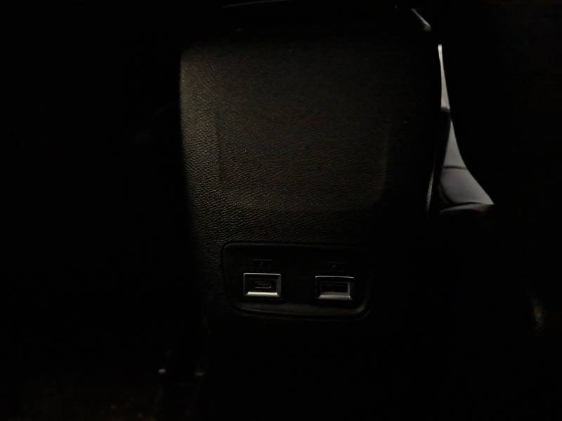 Peugeot 208 - Photo 32