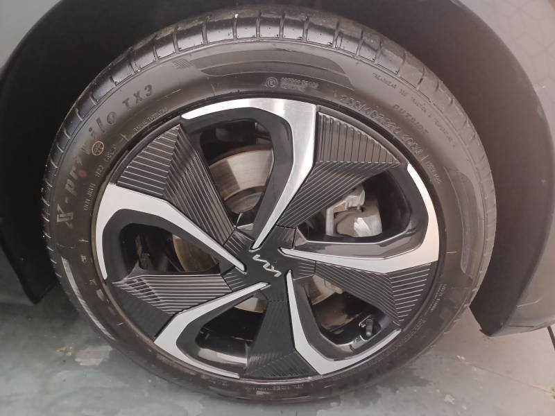 Kia EV6 - Photo 10
