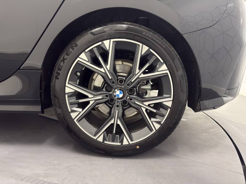 BMW Série 1 - Photo 10