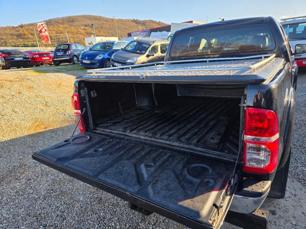 Toyota Hilux - Photo 25
