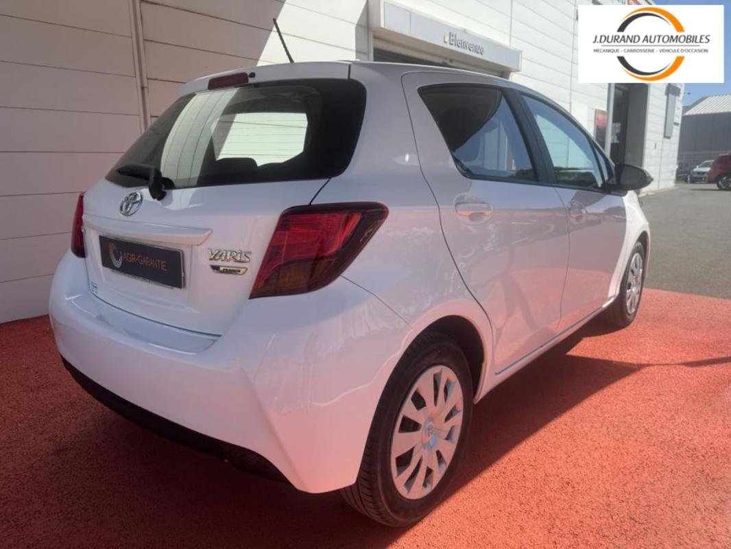Toyota Yaris - Photo 5