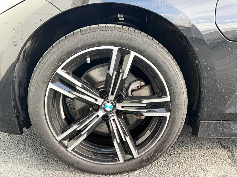 BMW Série 3 - Photo 17