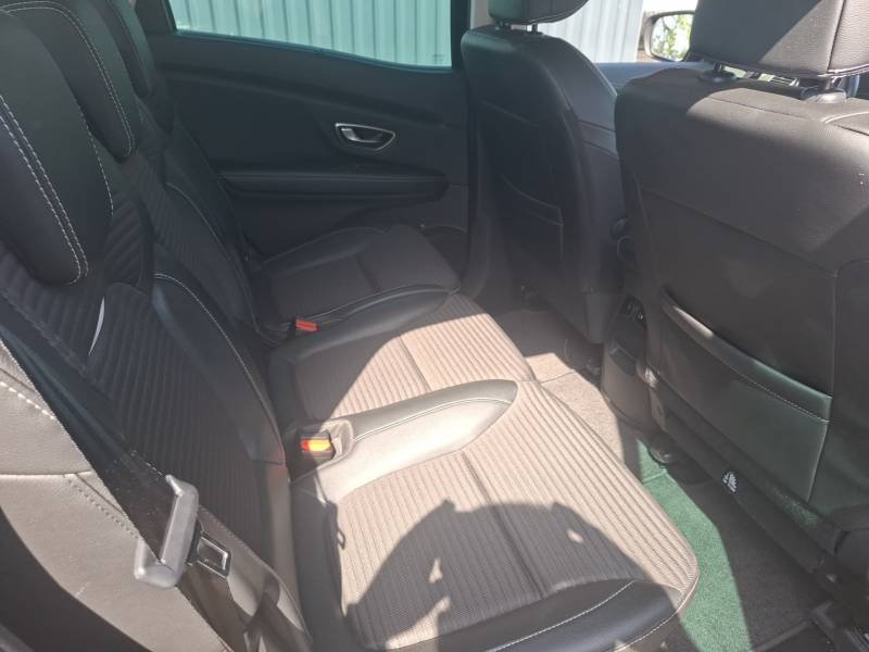 Renault Scénic - Photo 20