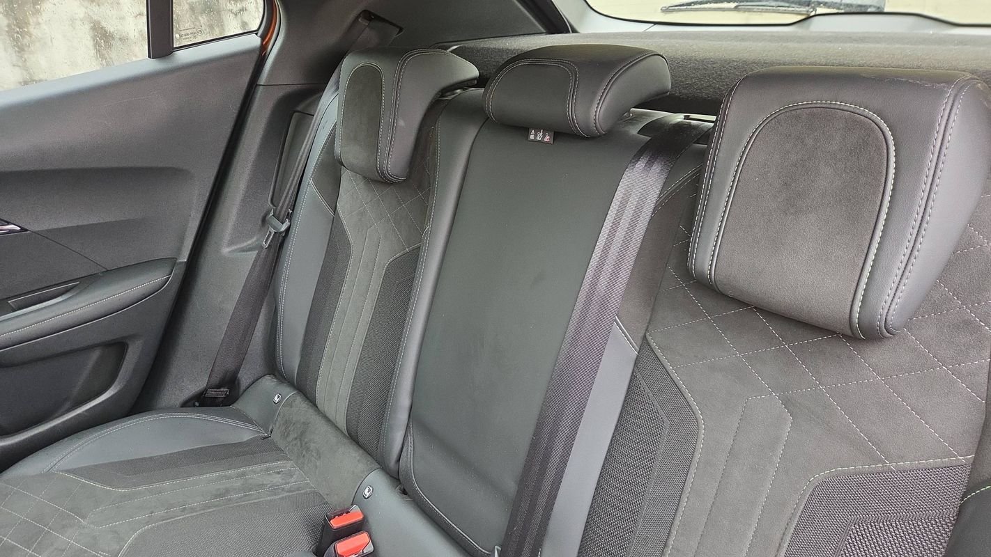 Peugeot 2008 - Photo 9