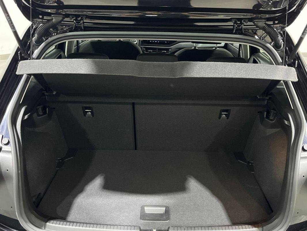 Volkswagen Polo - Photo 31
