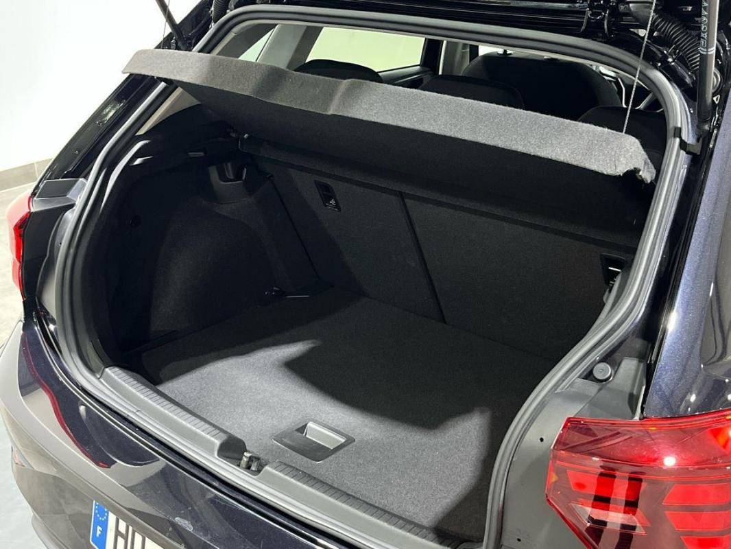 Volkswagen Polo - Photo 32
