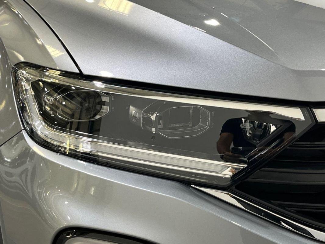 Volkswagen T-Roc - Photo 25