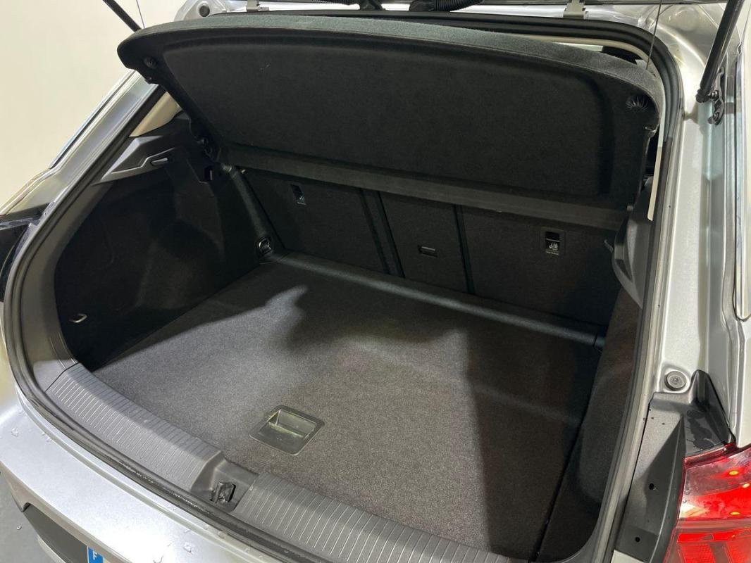 Volkswagen T-Roc - Photo 32
