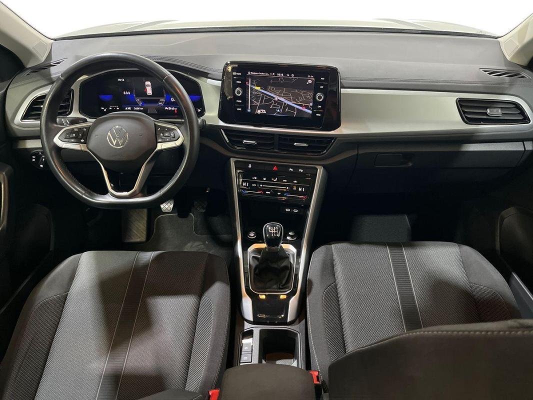Volkswagen T-Roc - Photo 8