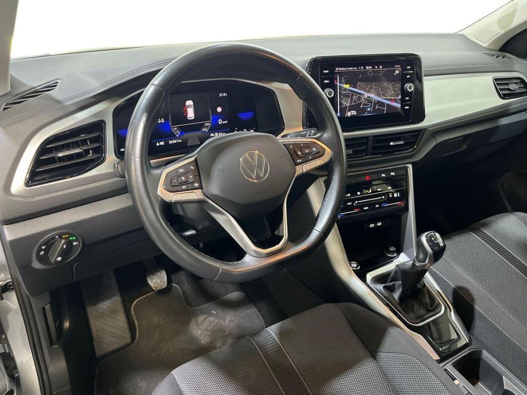 Volkswagen T-Roc - Photo 9