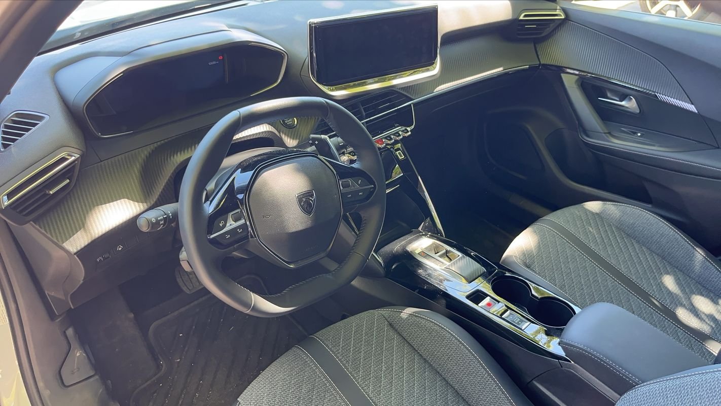 Peugeot 2008 - Photo 8