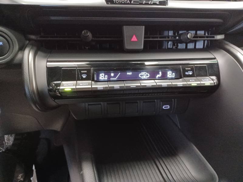 Toyota C-HR - Photo 18