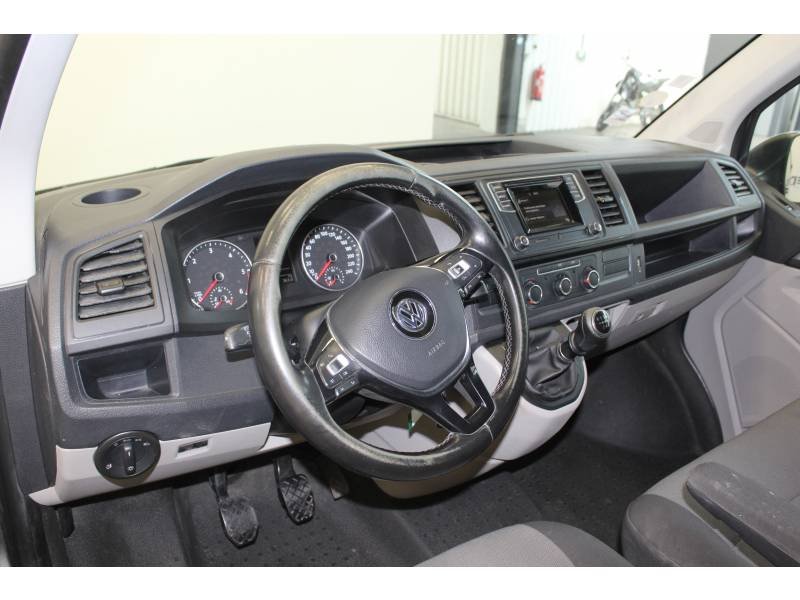 Volkswagen Transporter - Photo 11