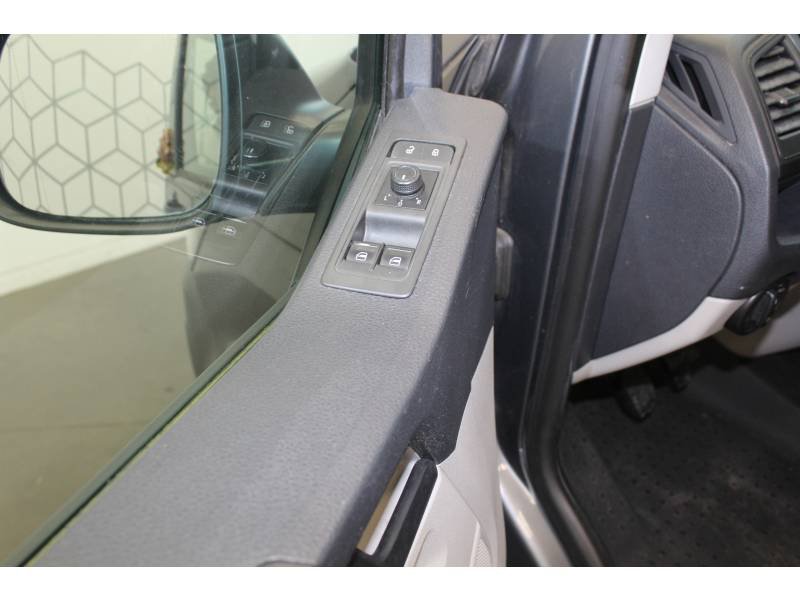 Volkswagen Transporter - Photo 12