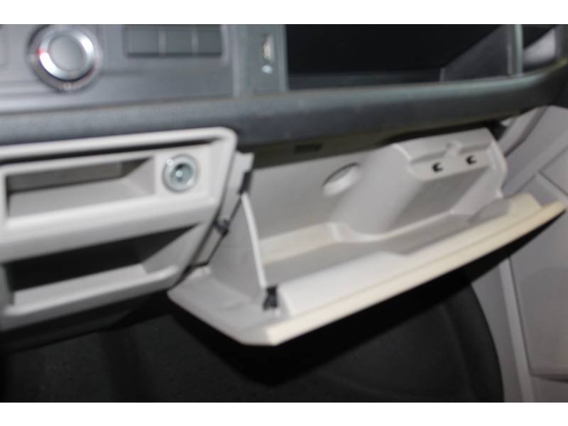 Volkswagen Transporter - Photo 25