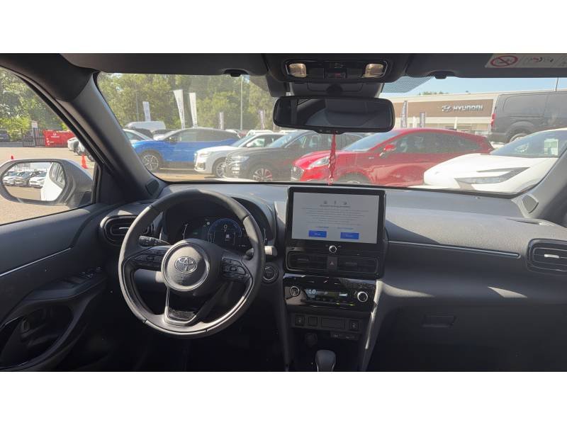 Toyota Yaris - Photo 11