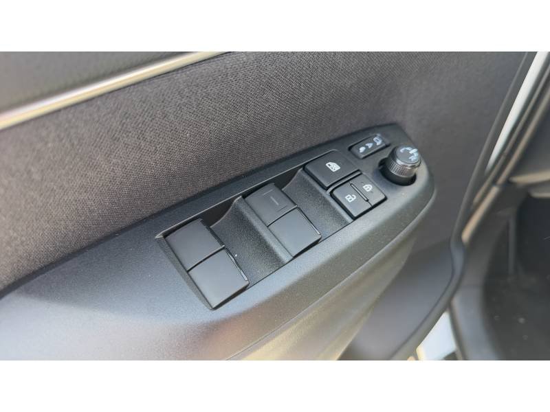 Toyota Yaris - Photo 17