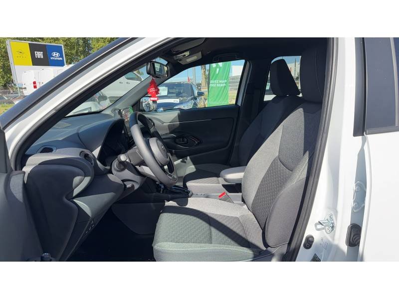 Toyota Yaris - Photo 10