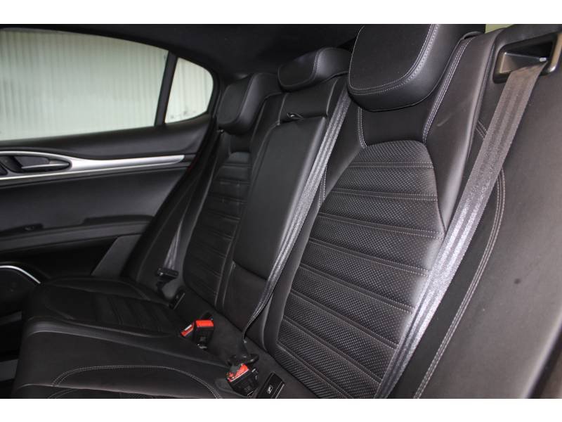 Alfa Romeo Stelvio - Photo 20