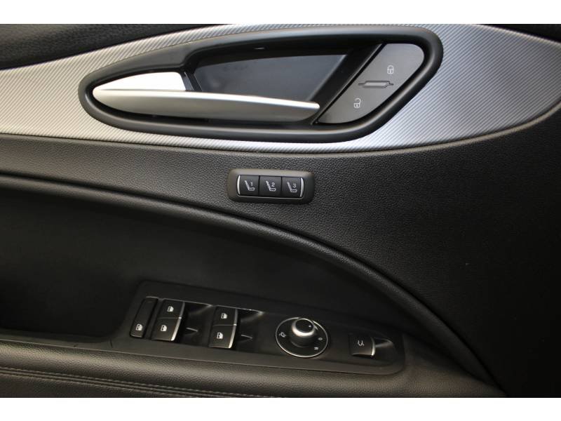 Alfa Romeo Stelvio - Photo 28