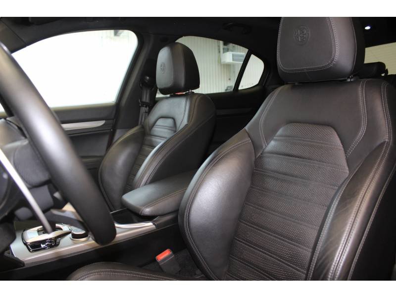 Alfa Romeo Stelvio - Photo 30