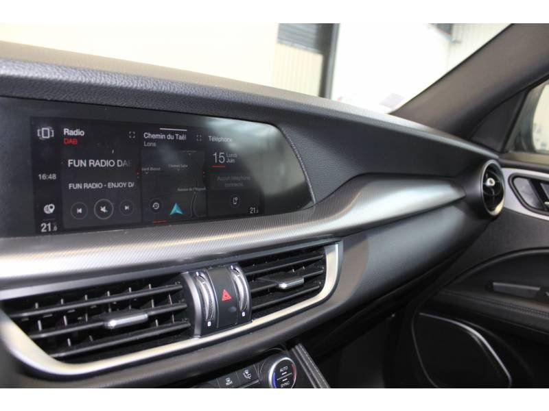 Alfa Romeo Stelvio - Photo 35