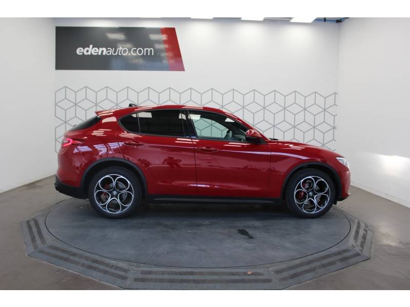 Alfa Romeo Stelvio - Photo 5