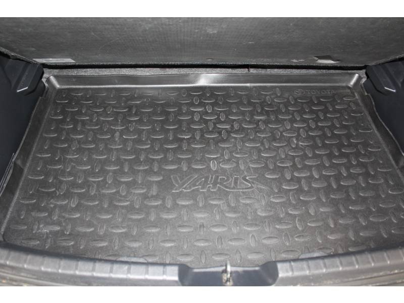 Toyota Yaris - Photo 12