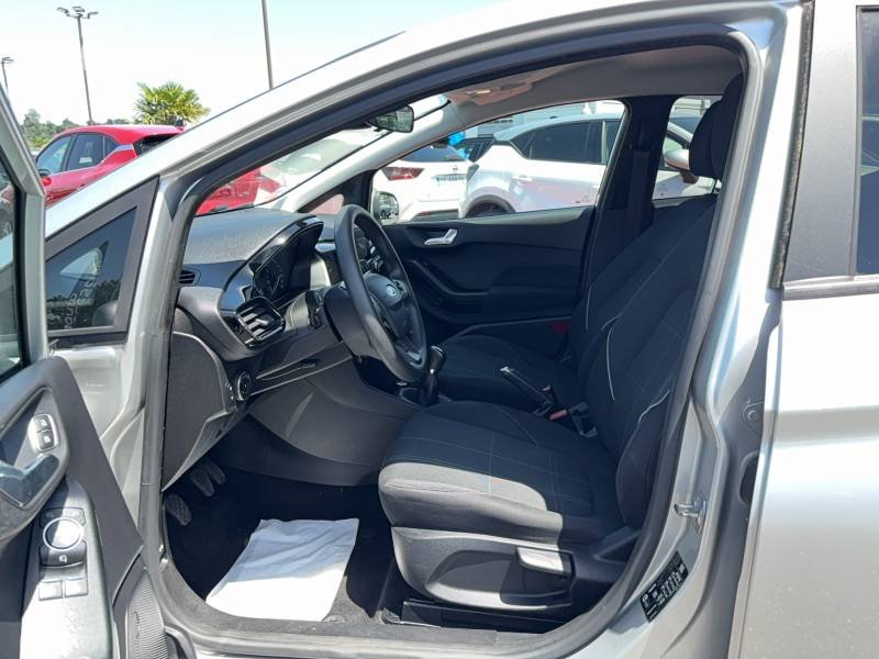 Ford Fiesta - Photo 24
