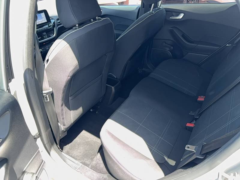 Ford Fiesta - Photo 27