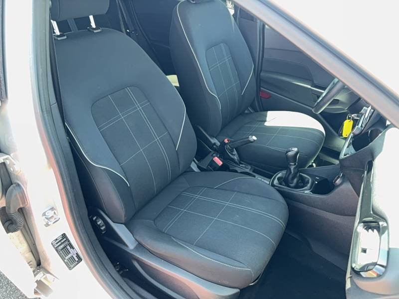 Ford Fiesta - Photo 34