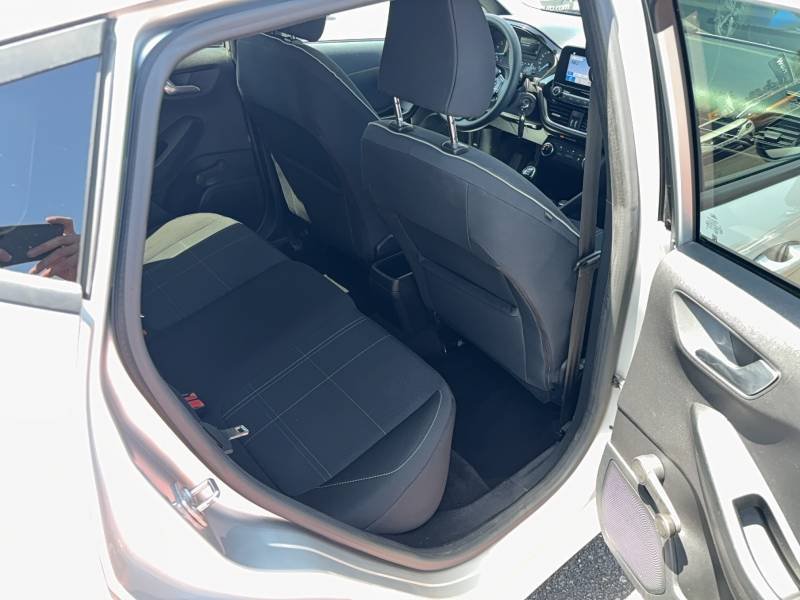 Ford Fiesta - Photo 35