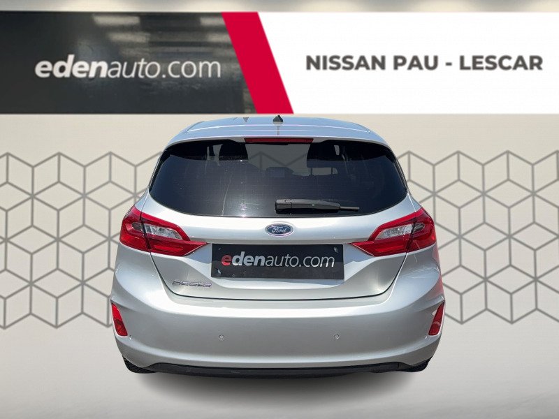 Ford Fiesta - Photo 4