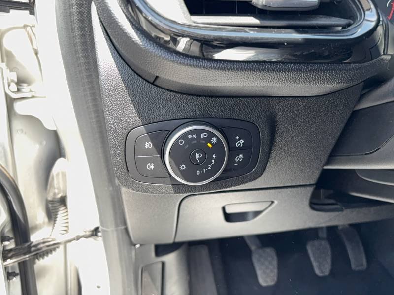 Ford Fiesta - Photo 41