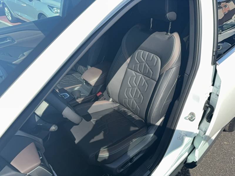 Nissan Qashqai - Photo 21