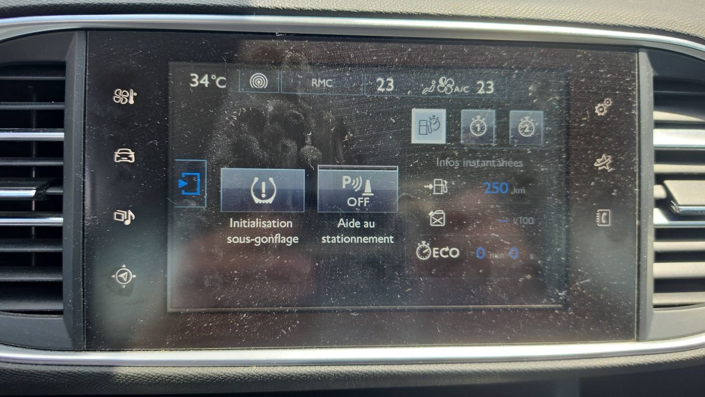 Peugeot 308 - Photo 24