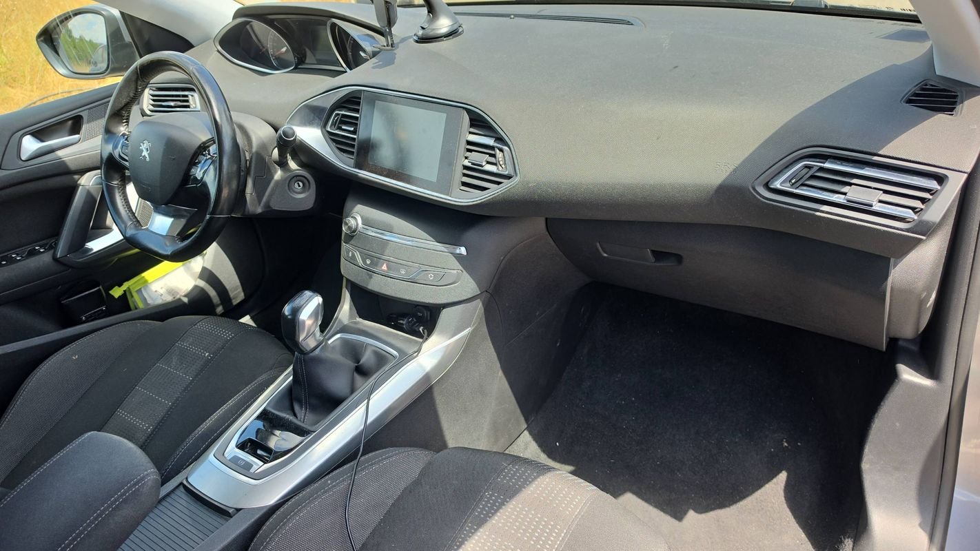 Peugeot 308 - Photo 10