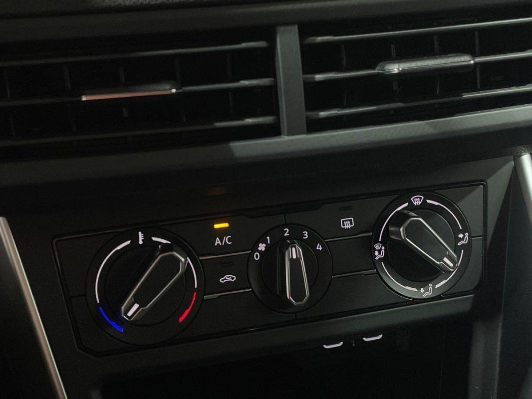 Volkswagen Polo - Photo 19